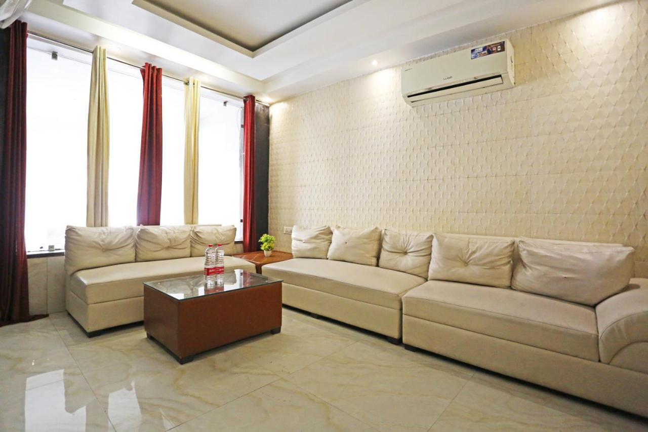 Hotel Iconic Near Delhi Igi International Airport นิวเดลี ภายนอก รูปภาพ