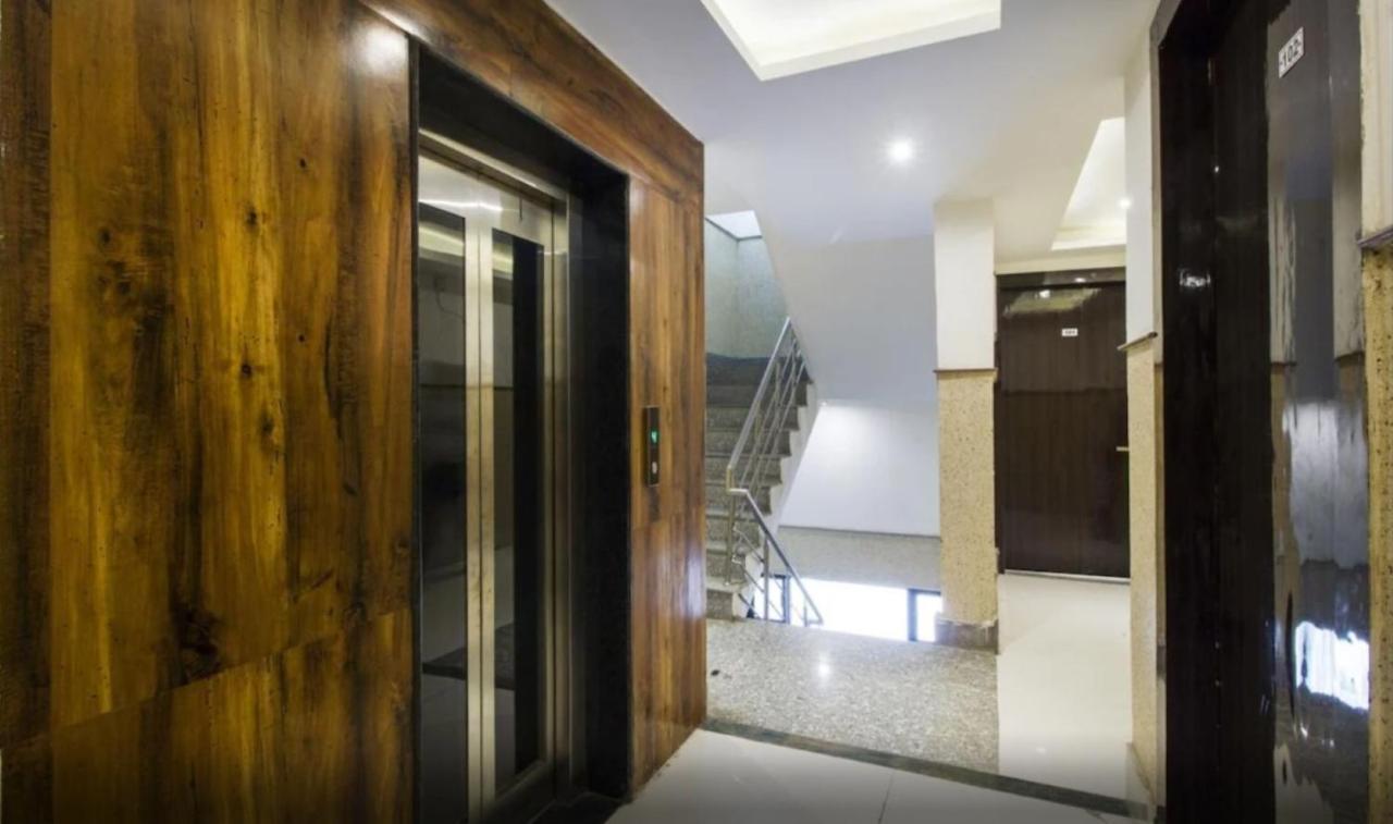 Hotel Iconic Near Delhi Igi International Airport นิวเดลี ภายนอก รูปภาพ