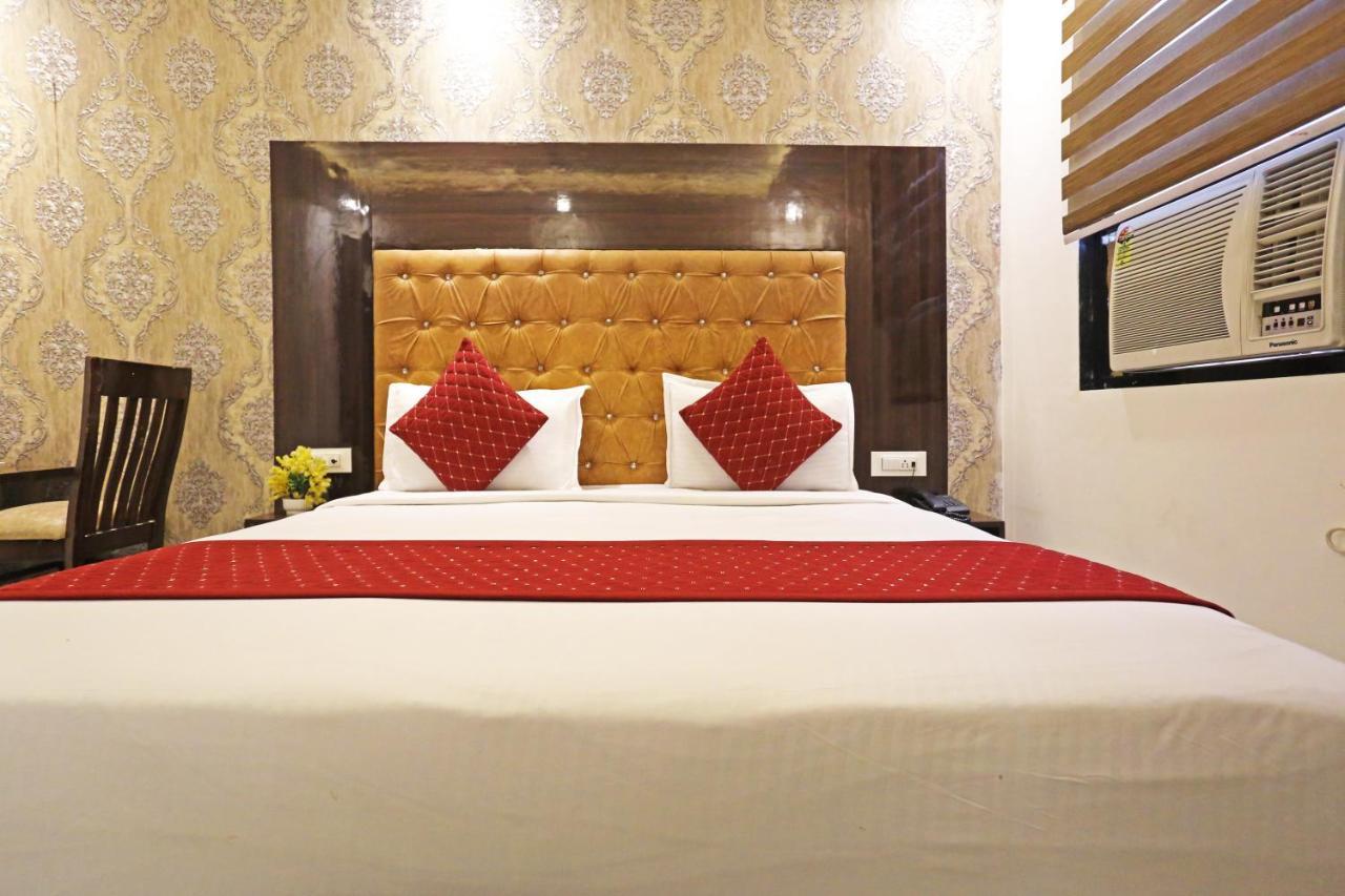 Hotel Iconic Near Delhi Igi International Airport นิวเดลี ภายนอก รูปภาพ