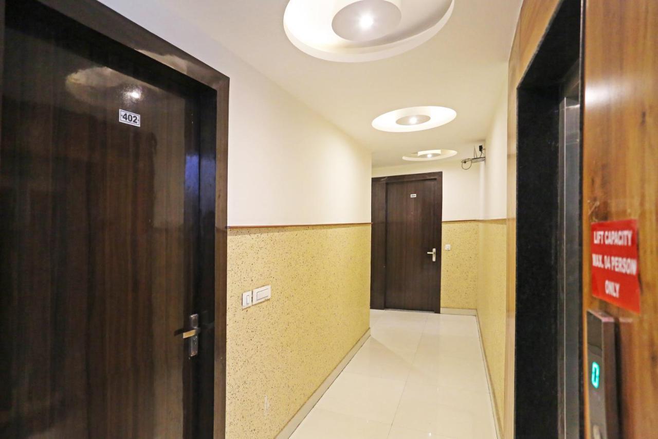 Hotel Iconic Near Delhi Igi International Airport นิวเดลี ภายนอก รูปภาพ