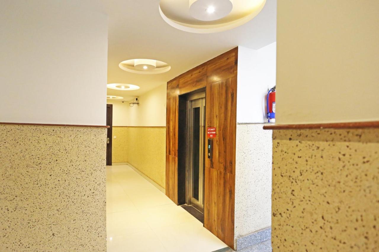 Hotel Iconic Near Delhi Igi International Airport นิวเดลี ภายนอก รูปภาพ