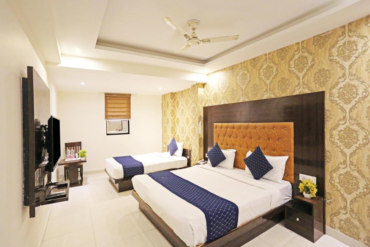 Hotel Iconic Near Delhi Igi International Airport นิวเดลี ภายนอก รูปภาพ